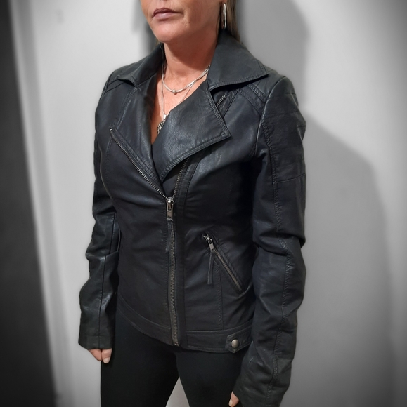 Black Miss Me detailed moto jacket embroidered  🖤 - Picture 3 of 4